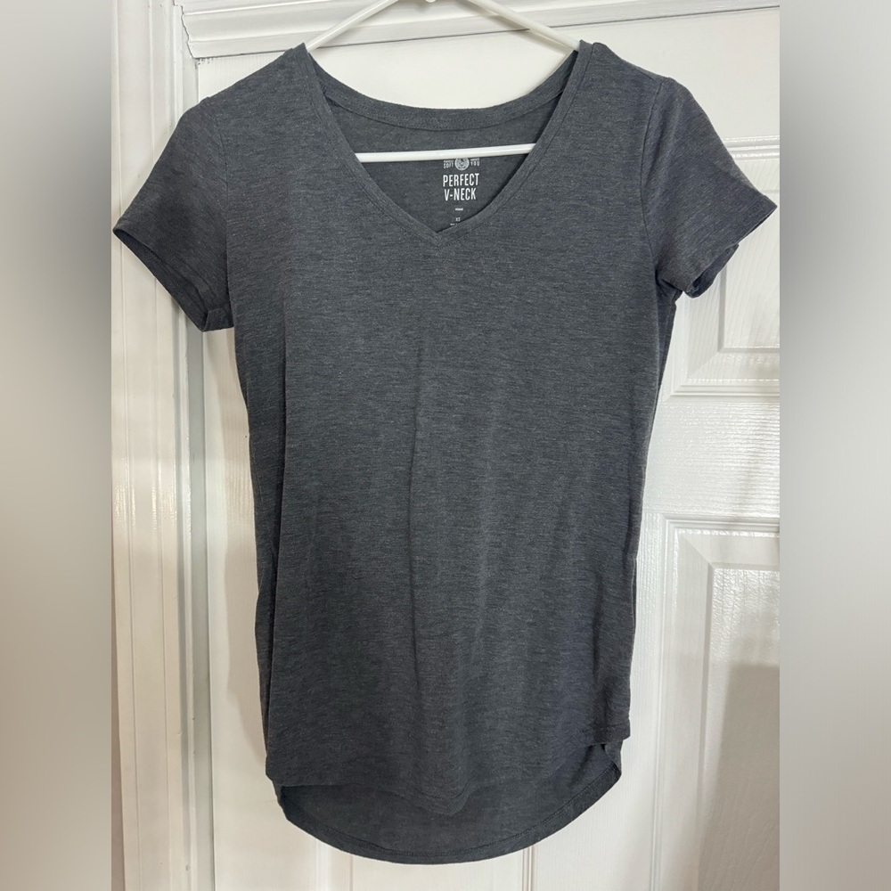 SO Perfect V-Neck
